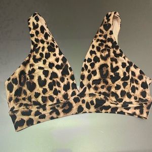 Victoria Secret Sports bra (S)
